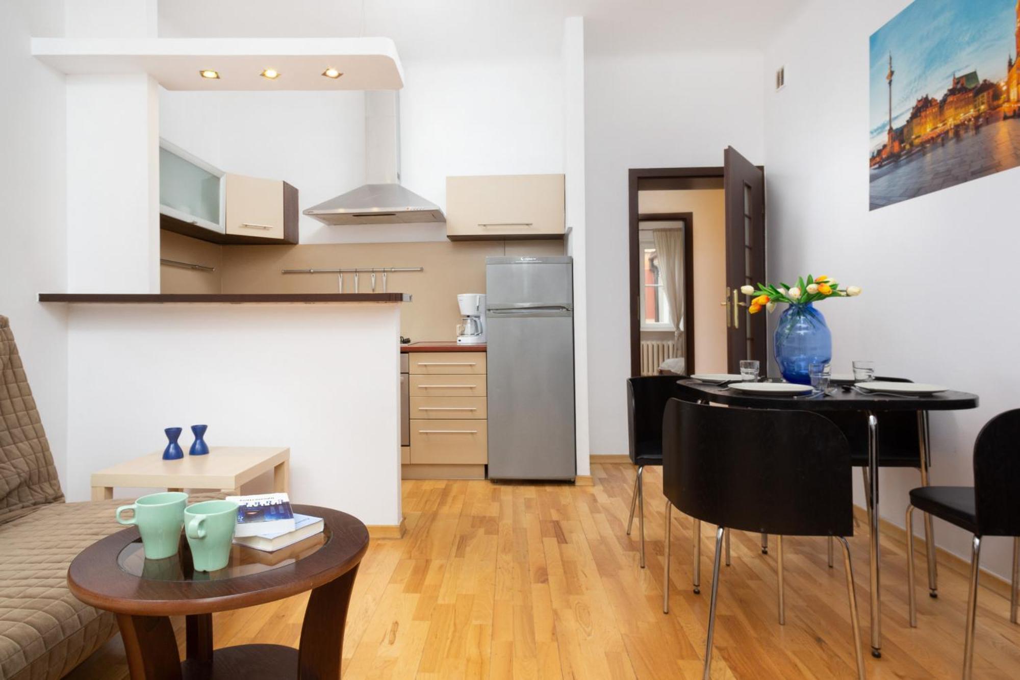 New Town By Renters * Warschau