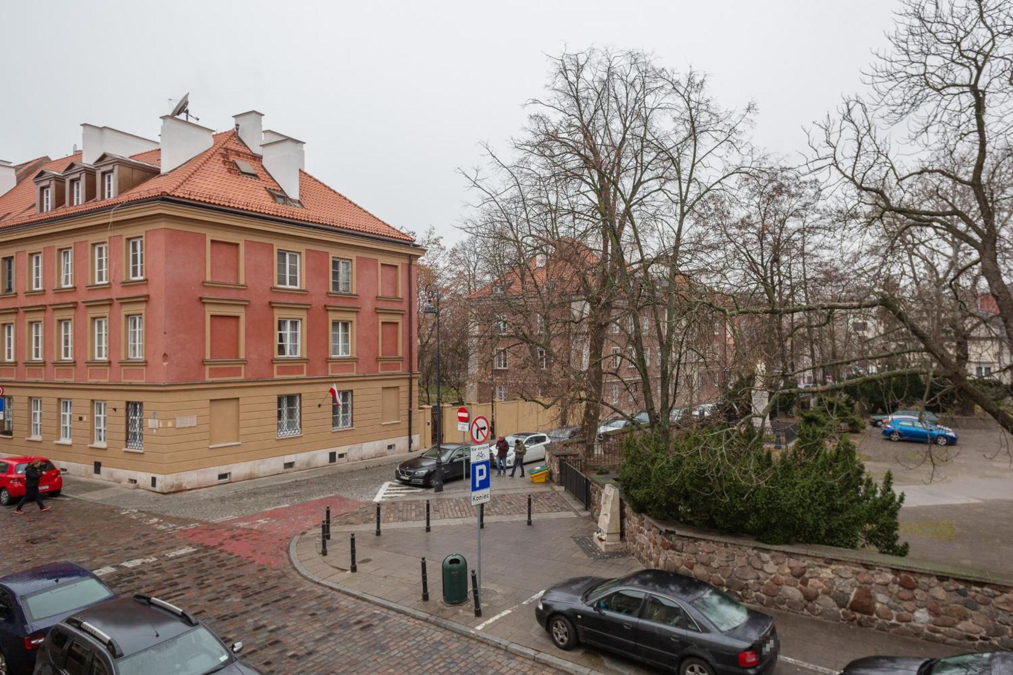 Apartment New Town By Renters Warschau