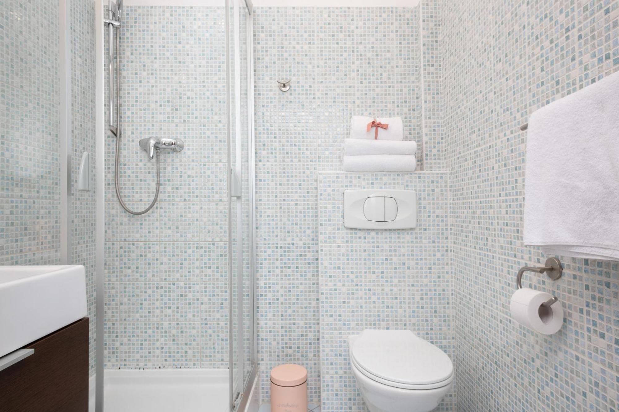 New Town By Renters * Warszawa